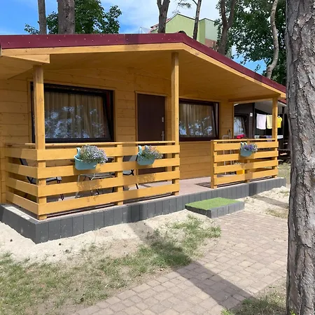 Osrodek Polaris * Dziwnówek