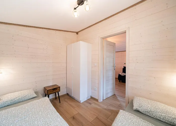 Osrodek Polaris * Dziwnówek