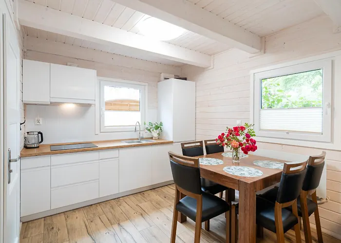 Osrodek Polaris * Dziwnówek